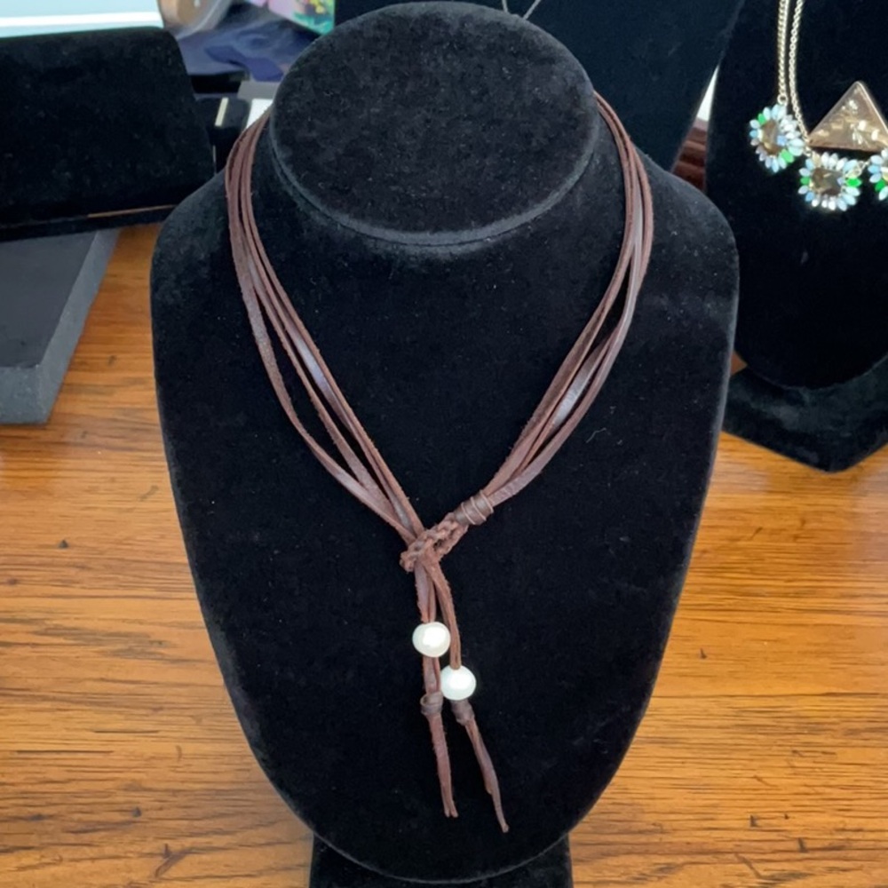 Brown Genuine Leather Necklace with Pearl Beads